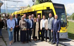 Pogledajte fotografije: Političari se provozali u novom sarajevskom tramvaju