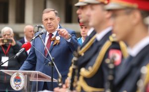 Skandalozni i sramni Milorad Dodik se pretvara da je antifašista i istovremeno negira genocid