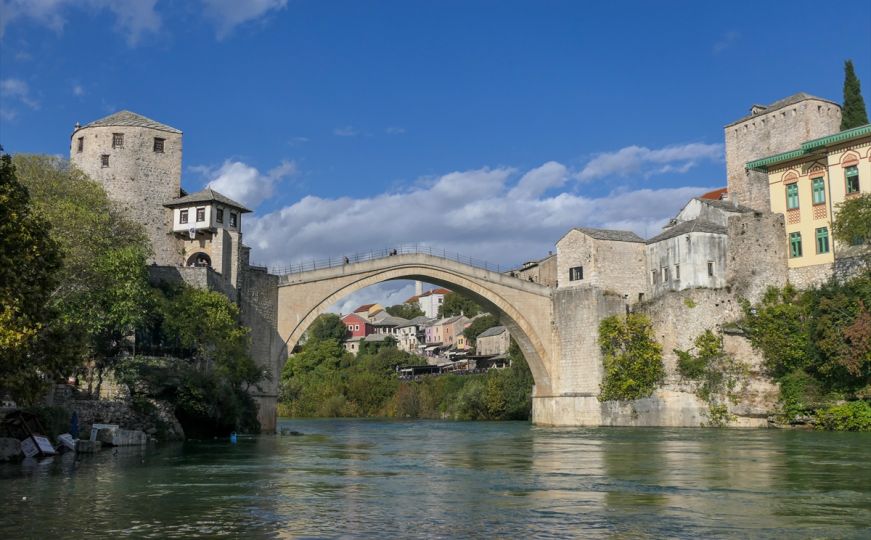 Na Bjelašnici 2, a u Mostaru 20 stepeni: Objavljena prognoza do utorka - bit će i kiše i sunca