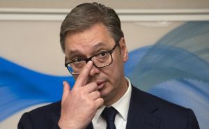Vučić umislio da je "mala Srbija" stvorila problem "najvećim silama"