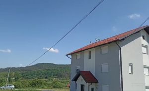 Nevjerovatan prizor u BiH: Rode na krovu kuće obradovale stanovnike ovog naselja