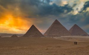 Čudesno otkriće: Misteriozna struktura otkrivena pod pijeskom u blizini Velike piramide u Gizi