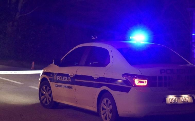 Tragična potjera u Hrvatskoj: Bježali od policije, a onda se zabili u zid kuće - ima poginulih