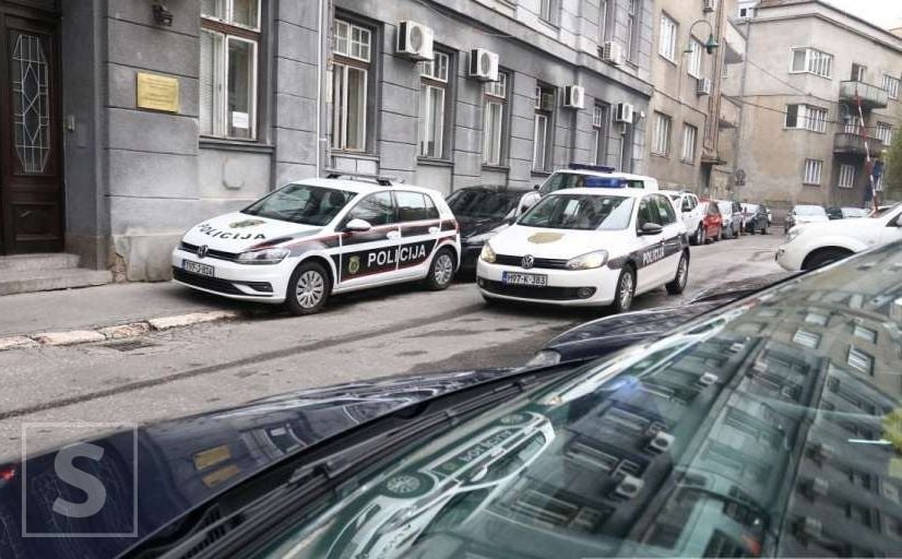 U toku policijska potraga u Sarajevu: Biciklista udario 84-godišnjaka u centru grada i pobjegao