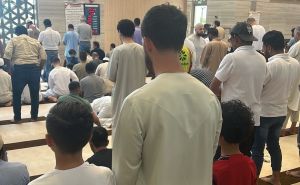 Podijelio posebne trenutke: Miralem Pjanić sa sinom Edinom klanjao džuma-namaz