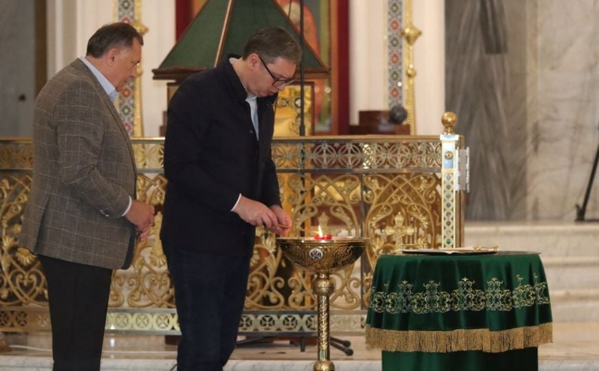 Vučić i Dodik kod Porfirija: "Blagoslov za borbu" protiv rezolucije o Srebrenici