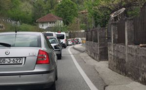 Vozači budite oprezni: Saobraćajna nesreća na magistralnom putu Bradina-Konjic