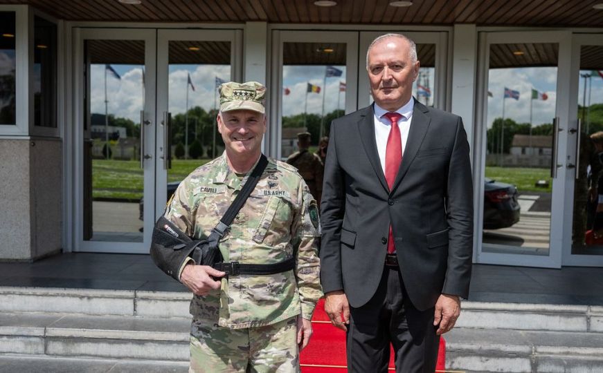 Ministar Zukan Helez ponudio NATO-u da uspostavi bazu u BiH