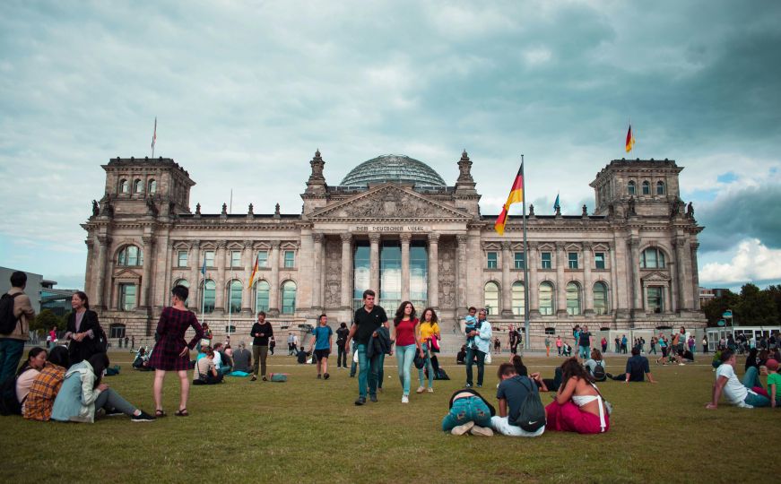 Kako steći njemačko državljanstvo za tri godine, te koja pravila vrijede za djecu stranaca?