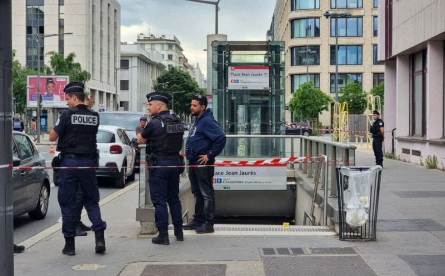 Drama u Francuskoj: Psihički bolesnik s nožem upao u metro i napadao ljude, četvero povrijeđenih