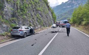 Stravična nesreća između Jablanice i Mostara: Jedno vozilo prevrnuto, ima povrijeđenih
