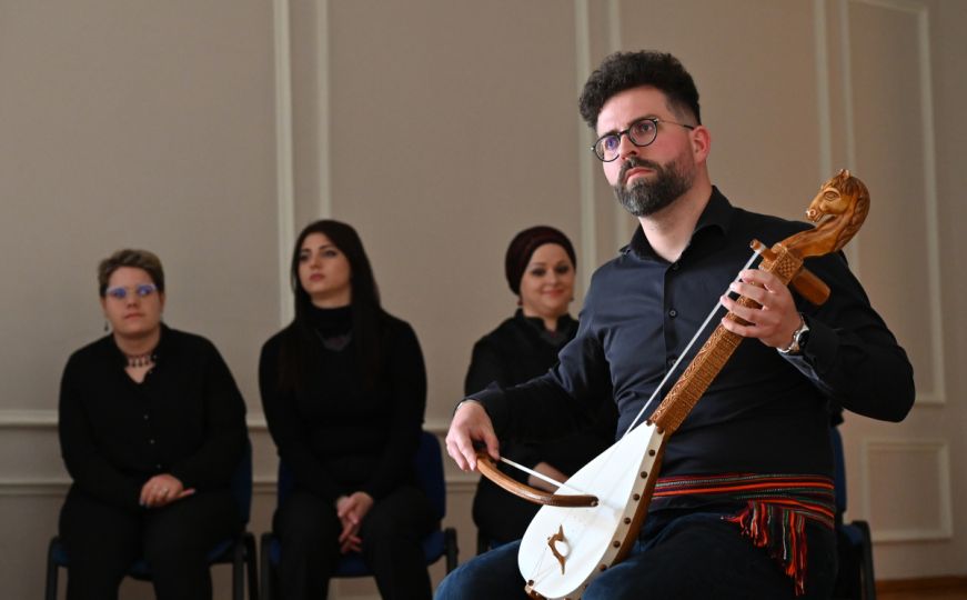 Dani umjetnosti Univerziteta u Sarajevu: Izvodila se folklorna muzika