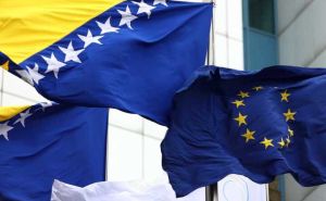 EU izvještaj: Nazadovanje slobode izražavanja i politički pritisci u BiH