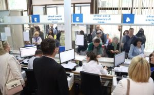 Trajno rješenje problema: Stiže kraj gužvama na šalterima CIPS-a
