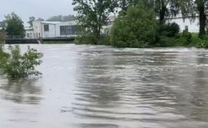 Nevrijeme u Njemačkoj izazvalo katastrofu: Situacija kritična, evakuisan i zatvor