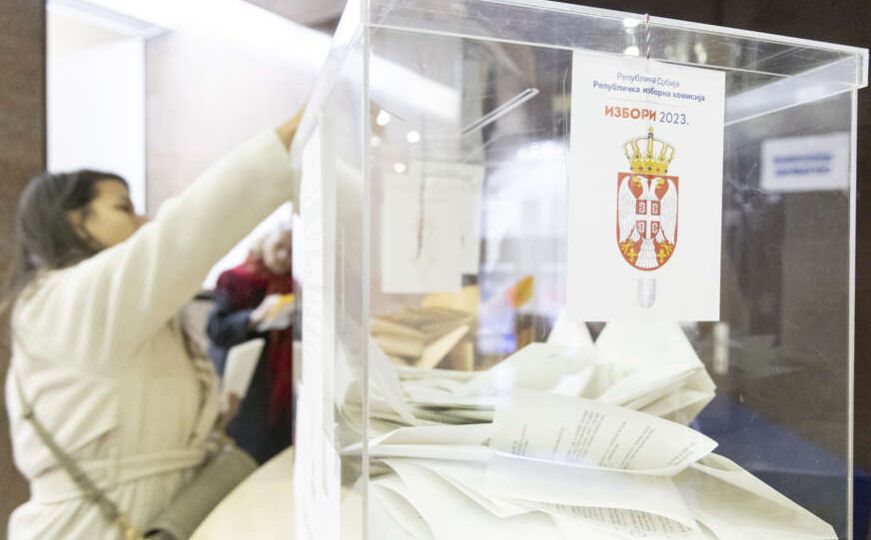 U Srbiji se danas održavaju lokalni izbori: Otvorena biračka mjesta u 89 gradova i općina
