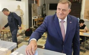 Dodik glasao na lokalnim izborima u Beogradu i najavio odakle će doći na 'svesrpski sabor'