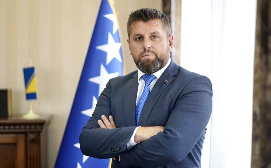Duraković o promjeni imena ulica u Srebrenici: 'Genocidnu politiku možemo zaustaviti samo mi'