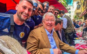 Veliki Sir Alex Ferguson u Munchenu: Stigao da "navija" za svoje