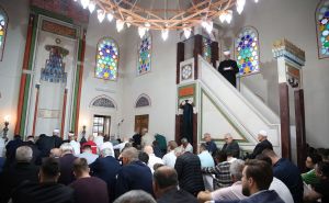 U Ferhat-pašinoj džamiji u Banjoj Luci klanjan bajram-namaz, banjalučki muftija poslao snažnu poruku