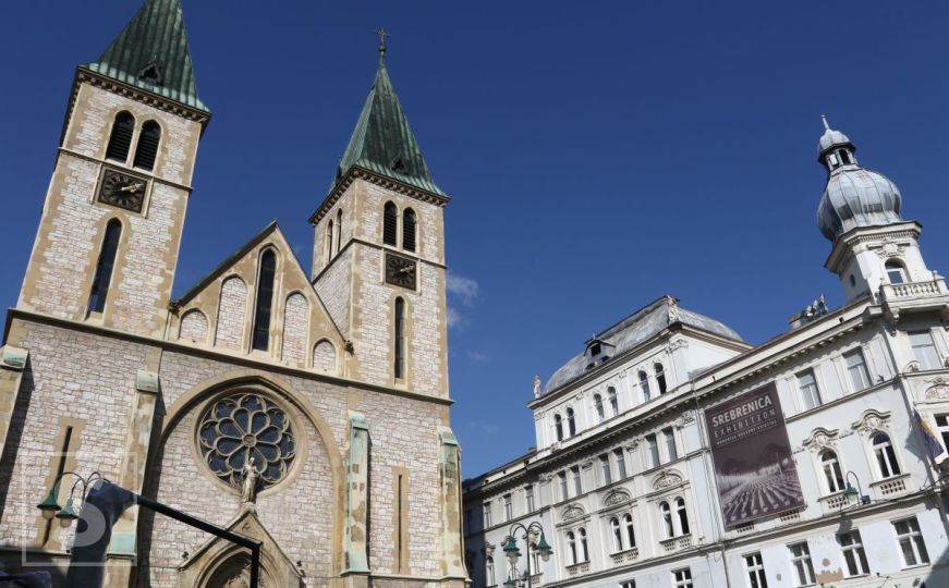 Incident u sarajevskoj katedrali: Mladići ometali nedjeljnu misu, uzvikivali 'Bajrambarećula'