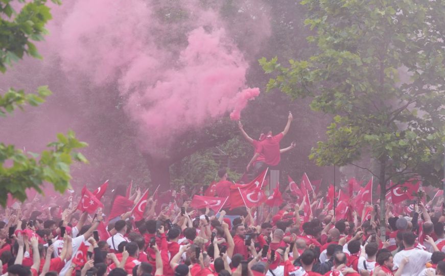 Navijači Turske napravili sjajnu atmosferu u Dortmundu