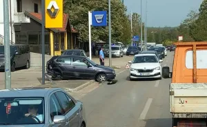 Teška saobraćajna nesreća u BiH: U sudaru povrijeđene tri osobe