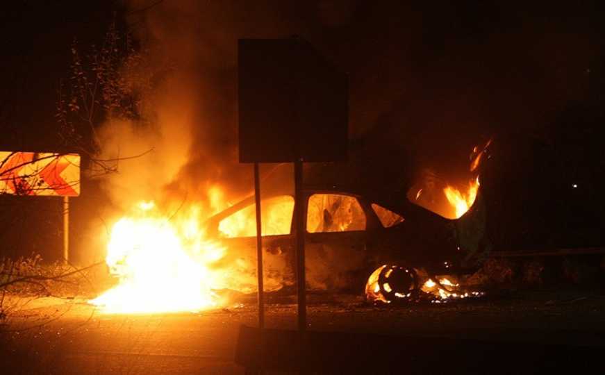 Policajcu iz Bileće namjerno zapaljen automobil