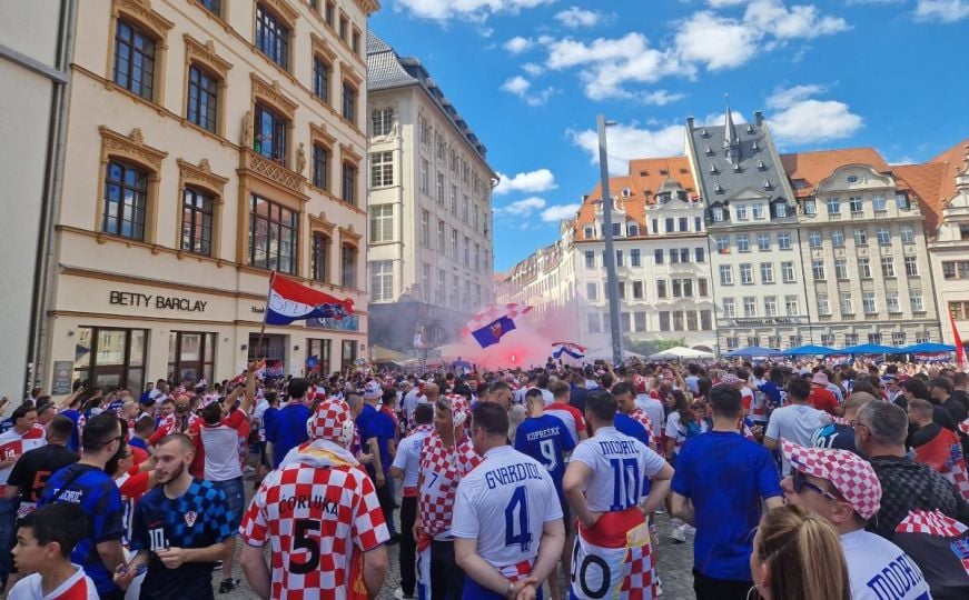 Nekoliko hiljada navijača Hrvatske preplavili Leipzig, nadaju se pobjedi protiv Italije