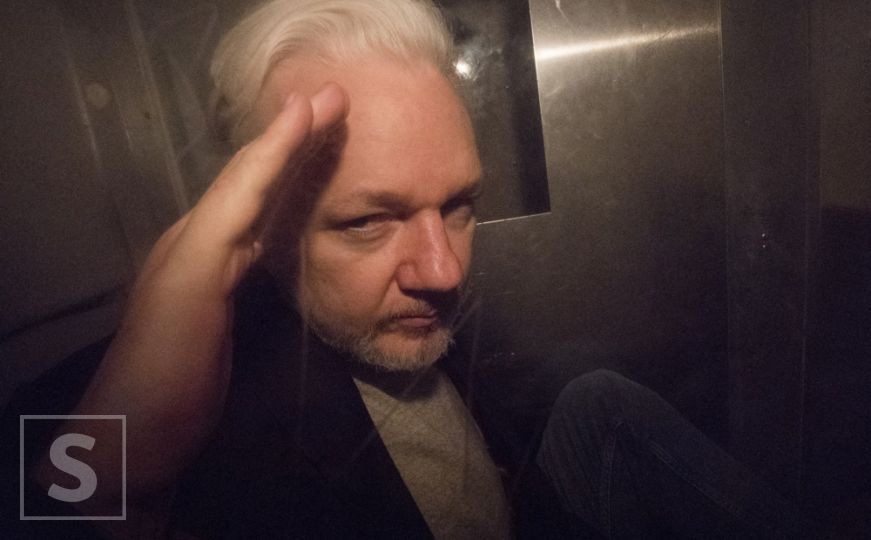Julian Assange izašao iz zatvora zbog nagodbe sa SAD: U zatočeništvu je proveo pet godina