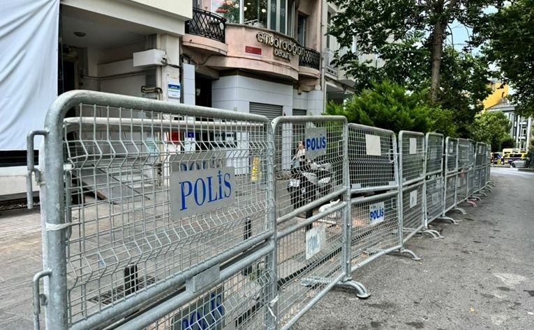 Centar Istanbula zatvoren nakon što je guverner zabranio Povorku ponosa