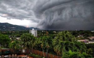 Uragan Beryl pogodio Jamajku: "Užasno je. Sve je nestalo"