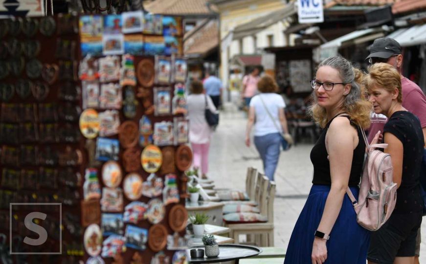 Dobrodošli i bujrum: Pogledajte koliko je turista posjetilo BiH za 5 mjeseci ove godine