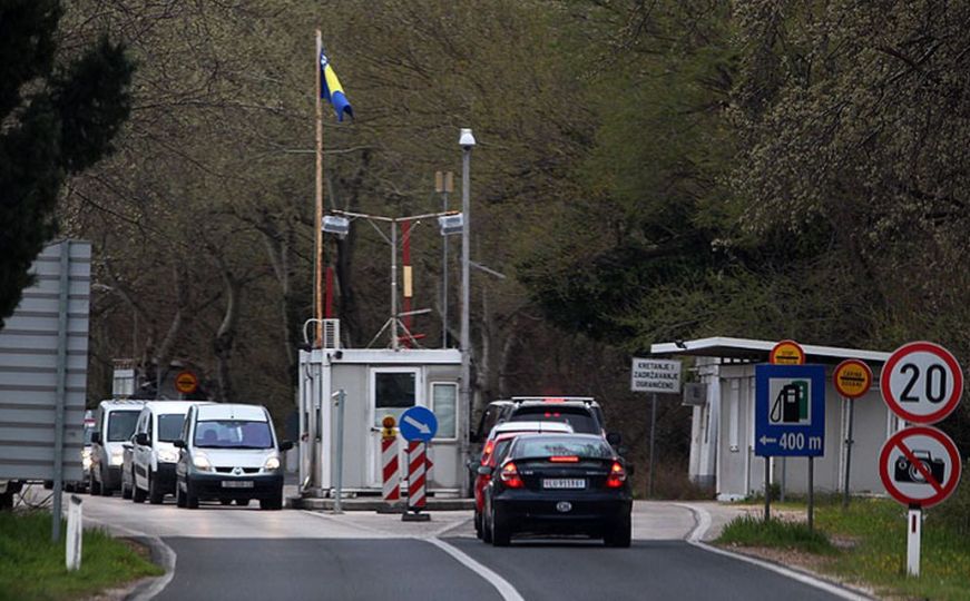 Važno obavještenje za vozače: Na ovim graničnim prijelazima su velike gužve