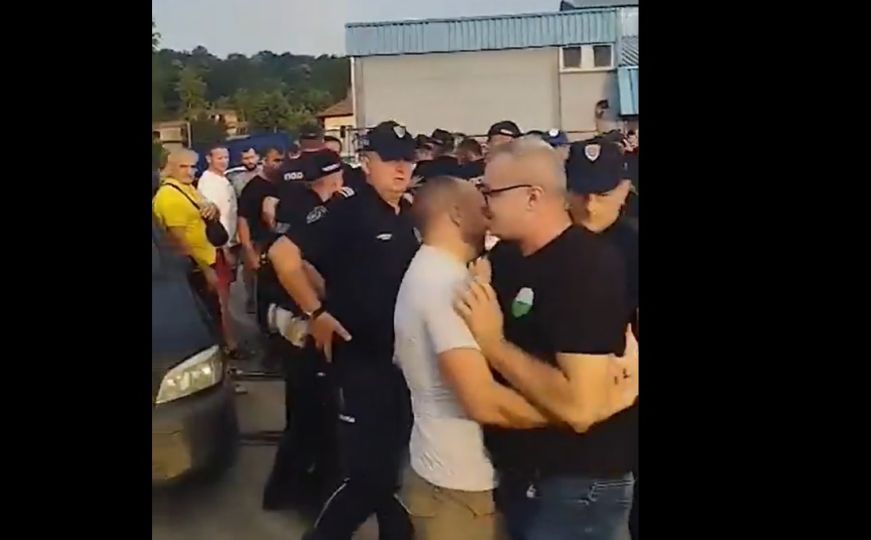 Drama s druge strane granice BiH: Policija privela aktiviste