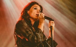 Jessie Ware & Romy - Lift You Up