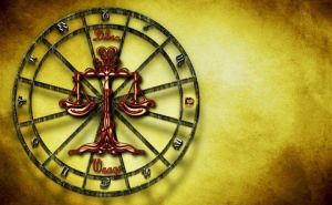 Astrolozi upozoravaju: Ovi horoskopski znakovi otkrivaju tuđe tajne