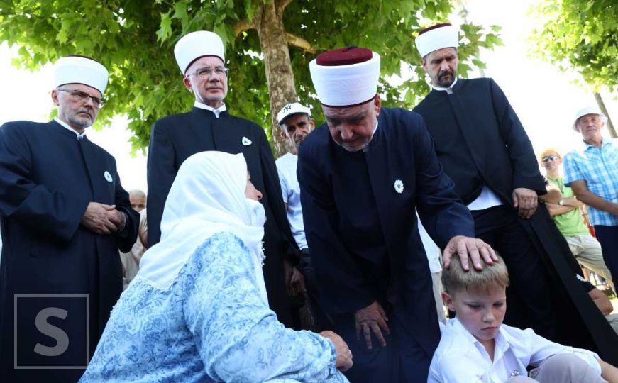 Kavazović: 'Istina o Srebrenici je potrebna svim ljudima na Zemlji'