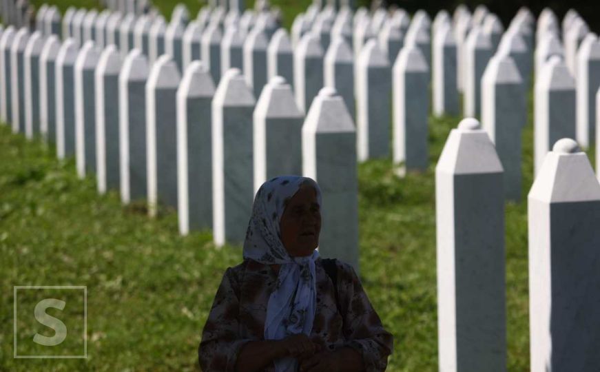 Odao počast Srebrenici i pobrao ovacije: 'Jedini normalni političar u Srbiji'