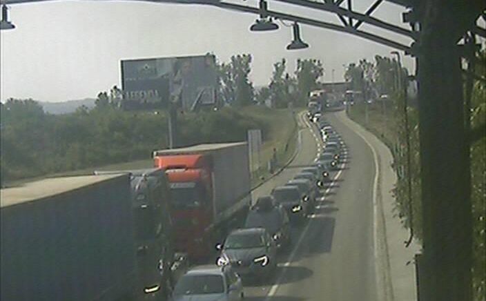 Obavještenje za vozače: Gužve na ulazu u Bosnu i Hercegovinu, ovi granični prelazi na udaru