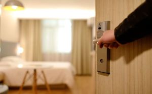 Pljačka u hotelu u Hrvatskoj: Lopov ukrao ključ svih soba, pričinjena šteta od nekoliko hiljada eura
