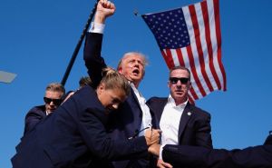 Stručnjak za balistiku otkriva: 'Nemoguće je da neko Trumpu namjerno pogodi uho sa 150 metara'