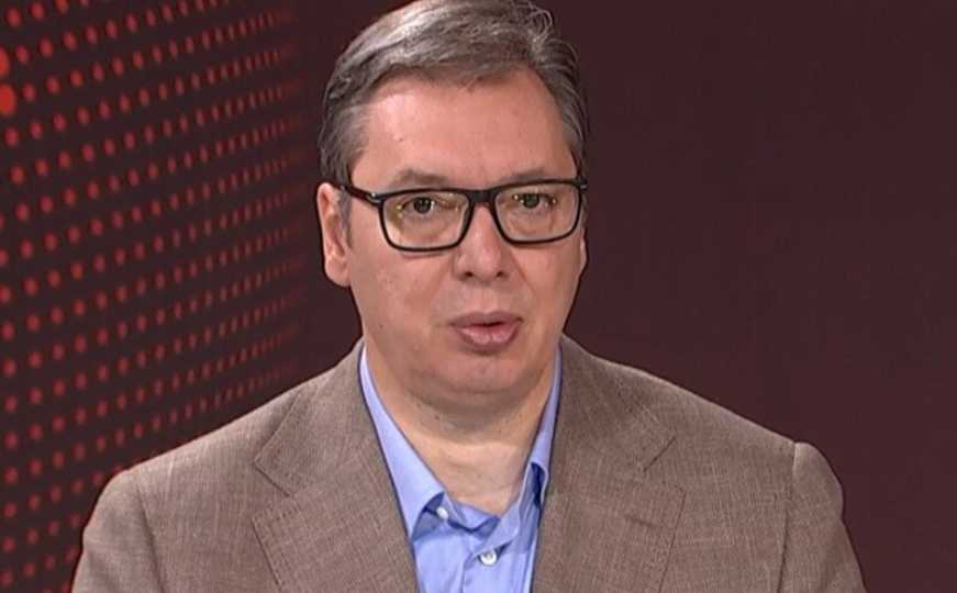 Vučić ponovo vrijeđa političare iz BiH: 'Imamo posla sa ludacima'