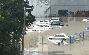 Metropola pod vodom: Rekord dnevnih padavina u historiji grada doveo do ogromnih poplava