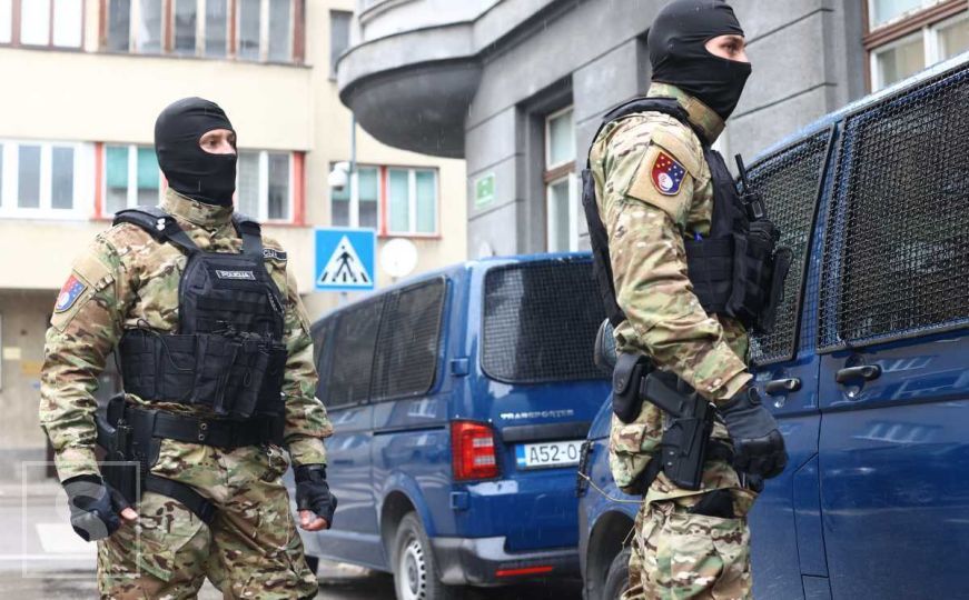 Oglasio se MUP KS s detaljima: U Sarajevu zbog krađe uhapšena trojica, među njima i maloljetnik