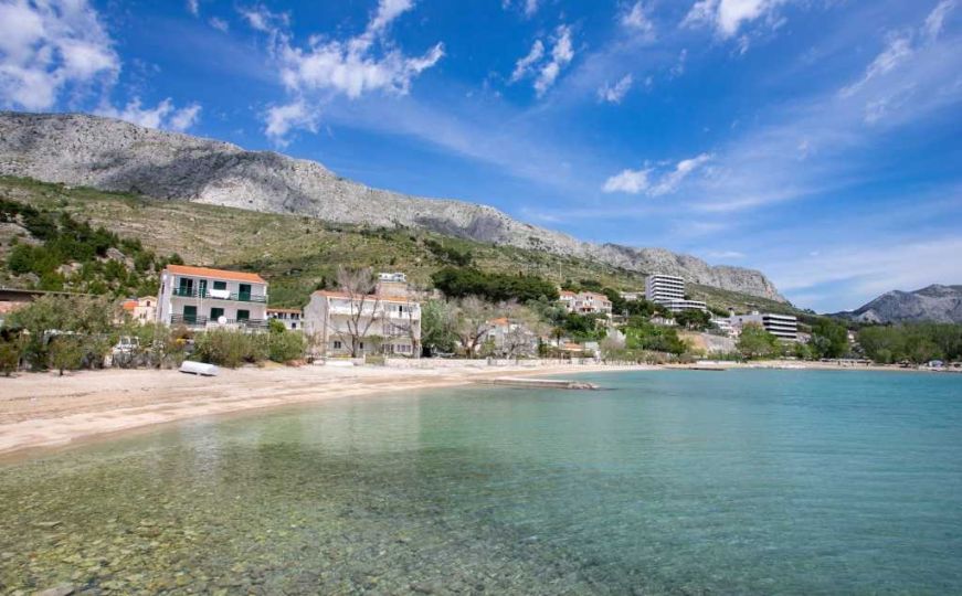 Prodaje se devastirano bh. odmaralište na hrvatskoj obali: Poznato po čistoći i ljepoti mora