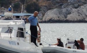 Drama na Jadranskom moru: Maloljetnog turistu na dasci otpuhao vjetar, policija ga spašavala