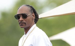 Ovo je hit: Snoop Dogg nosio olimpijsku baklju u Parizu