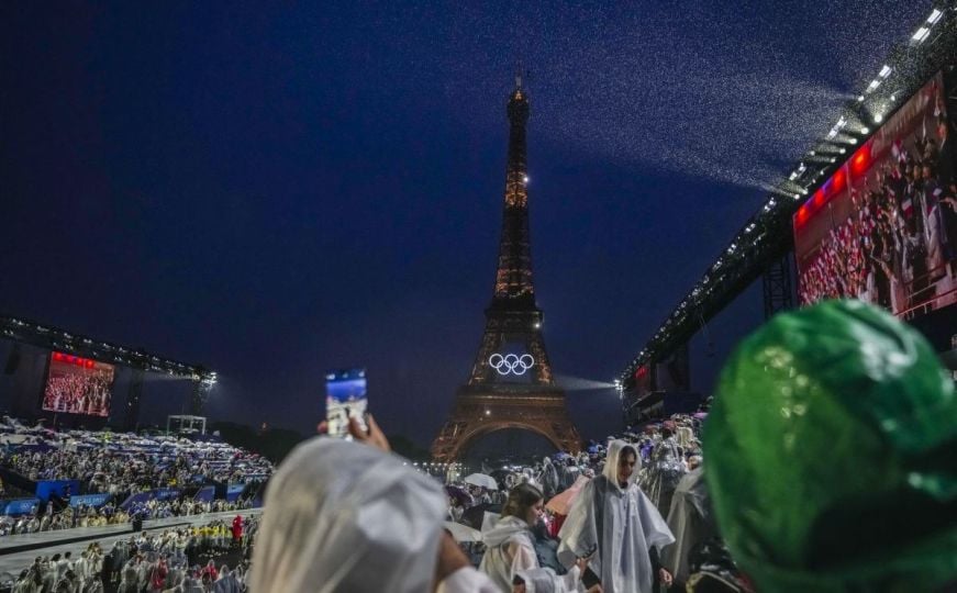 Pariz 2024 | Spektakularnom ceremonijom otvorene Olimpijske igre na rijeci Seni