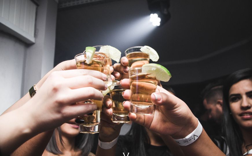 Naučna analiza razotkrila veliki mit o alkoholu: Važno je da oni koji ga piju budu svjesni ovoga